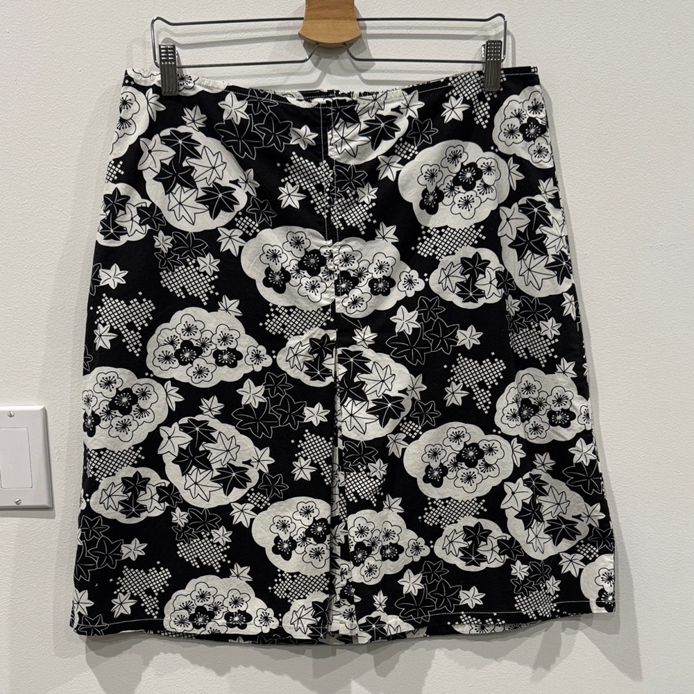 Black and White Floral skirt